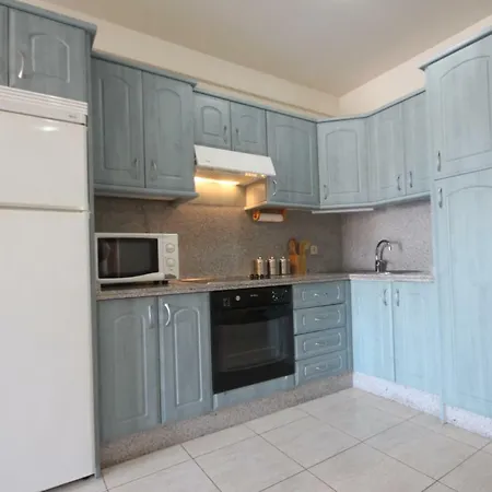 Los Cristianos Sunny Views Apartment *